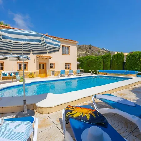 Maryline - Plusholidays Villa