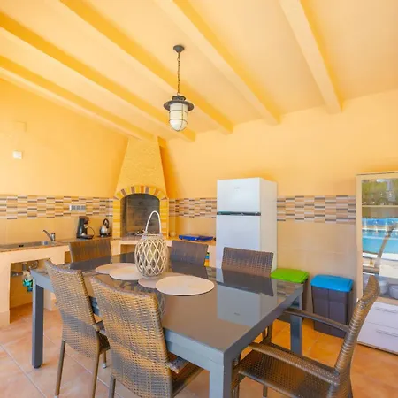 Maryline - Plusholidays * Calpe