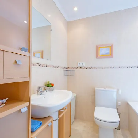 Maryline - Plusholidays Villa Calpe