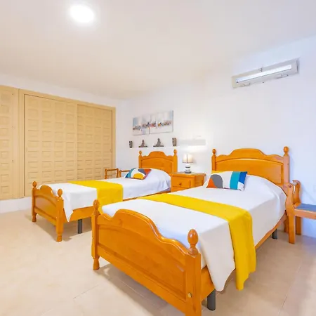 Maryline - Plusholidays