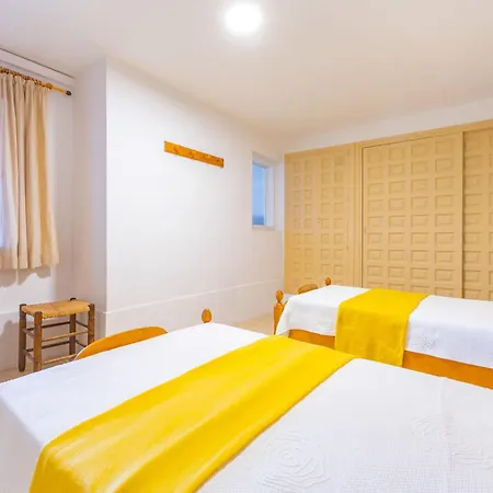 Maryline - Plusholidays Villa Calpe