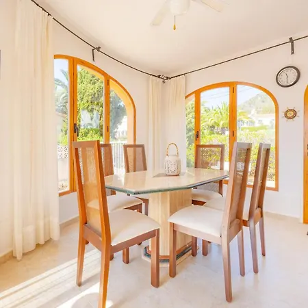 Maryline - Plusholidays Villa *