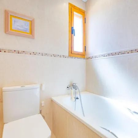 Maryline - Plusholidays Villa