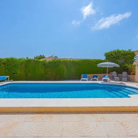 Maryline - Plusholidays Villa *