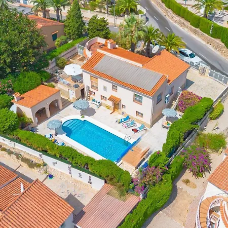 Maryline - Plusholidays Villa