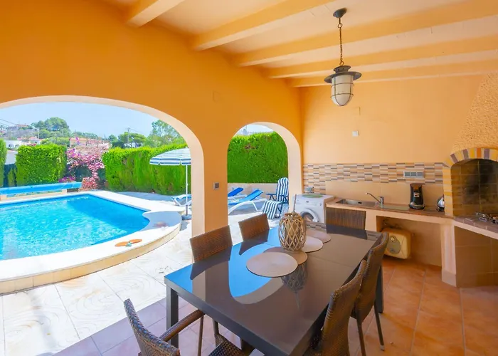 Maryline - Plusholidays Villa