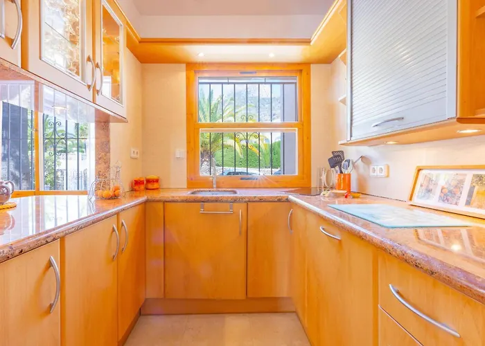 Maryline - Plusholidays