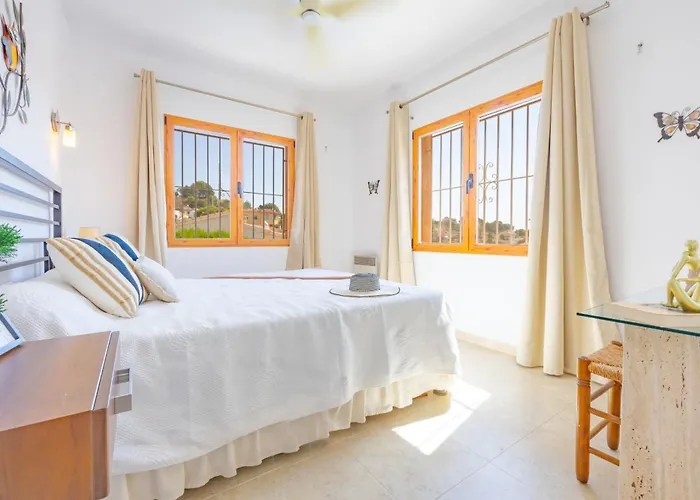 Maryline - Plusholidays Villa