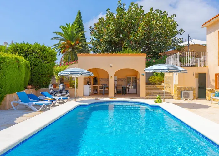 Maryline - Plusholidays Villa Calpe